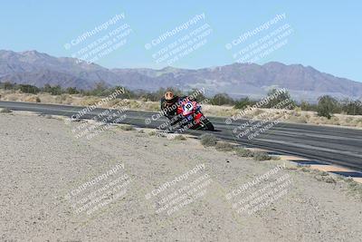 media/Dec-04-2025-Racers Edge (Thu) [[5ebc9f124d]]/2-A Group/1-Session 2 (Turn 7 Inside)/